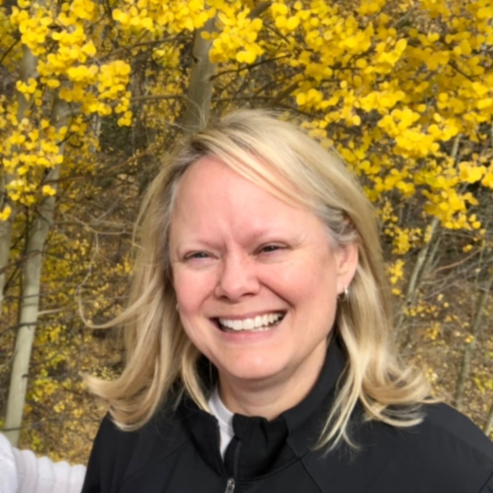Meet your Posher, Suzanne